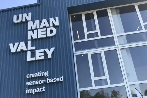Unmanned Valley 