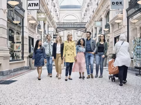 Tour in the Passage in The Hague